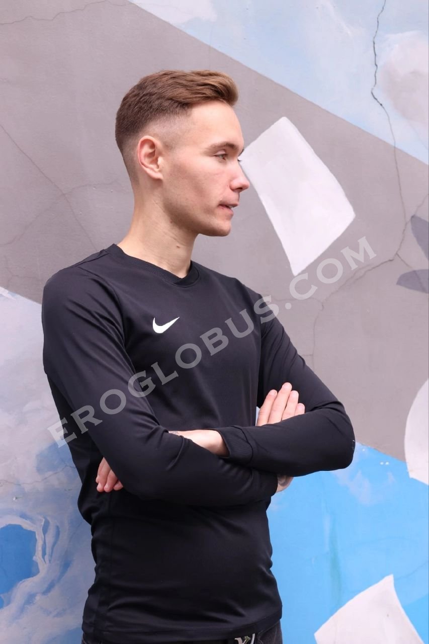 Дмитрий, 28