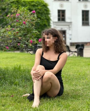 Злата, 24