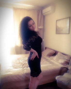 Lina, 27