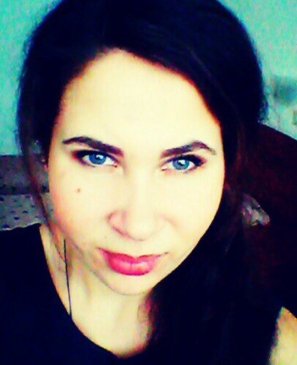 Элла, 23