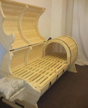 Виктория, 30