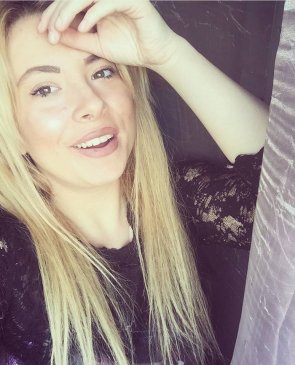 Милана, 26